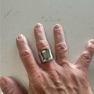 Silver Women’s Ring